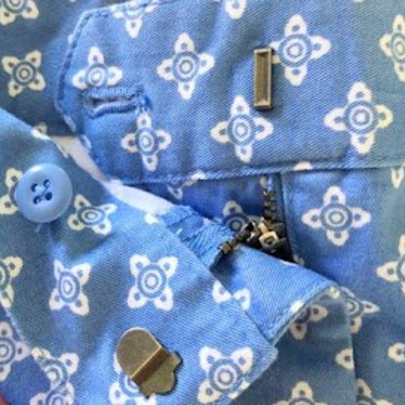 Lands' End Blue Patterned Women Shorts - Picture 3 of 4